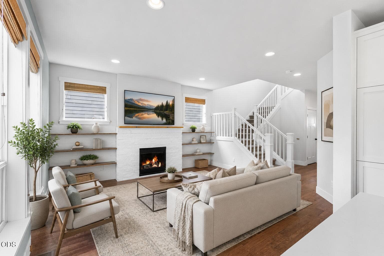 Photo of 20485 SE Byron Avenue 10 of 48
