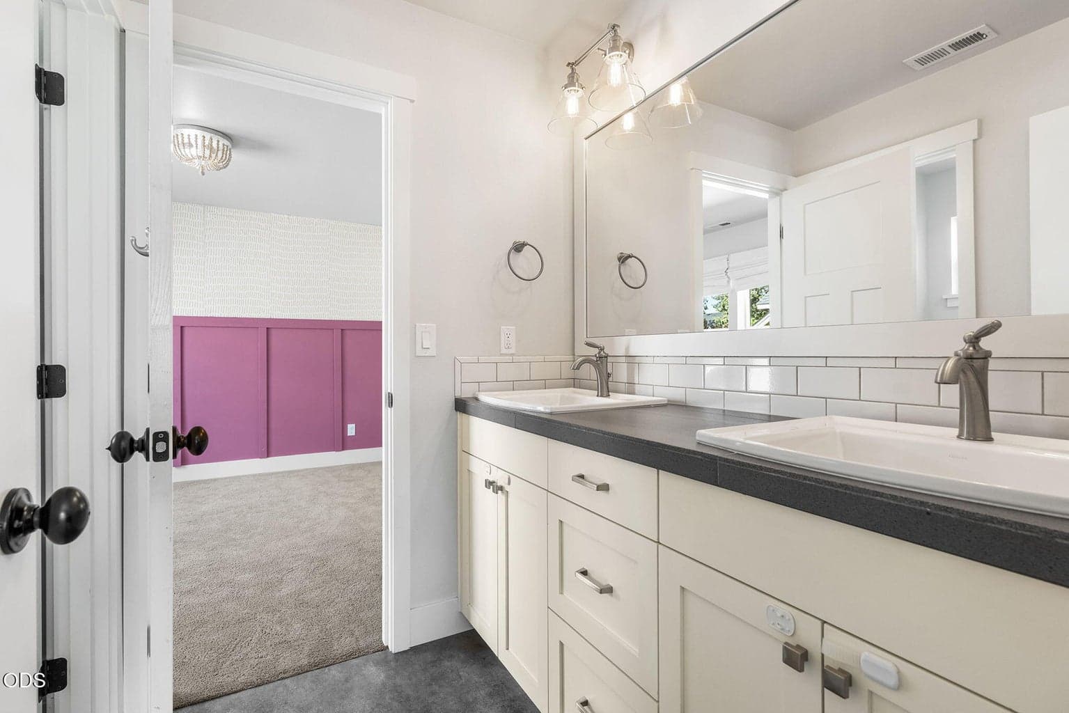 Photo of 20485 SE Byron Avenue 35 of 48
