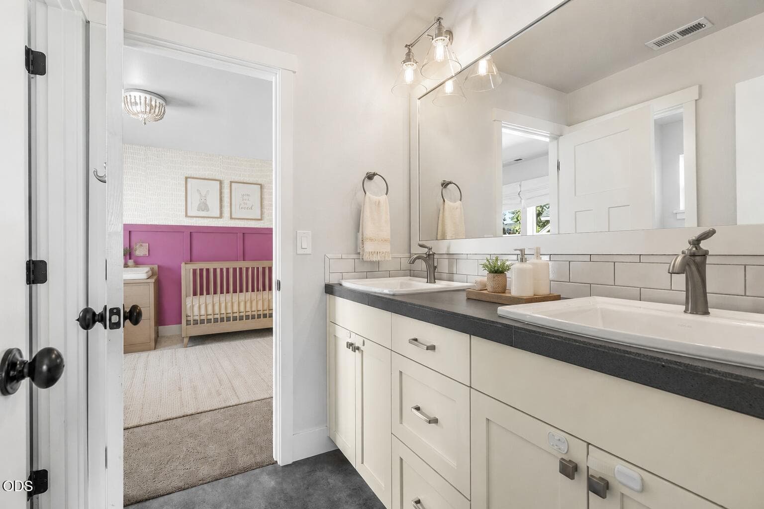 Photo of 20485 SE Byron Avenue 36 of 48