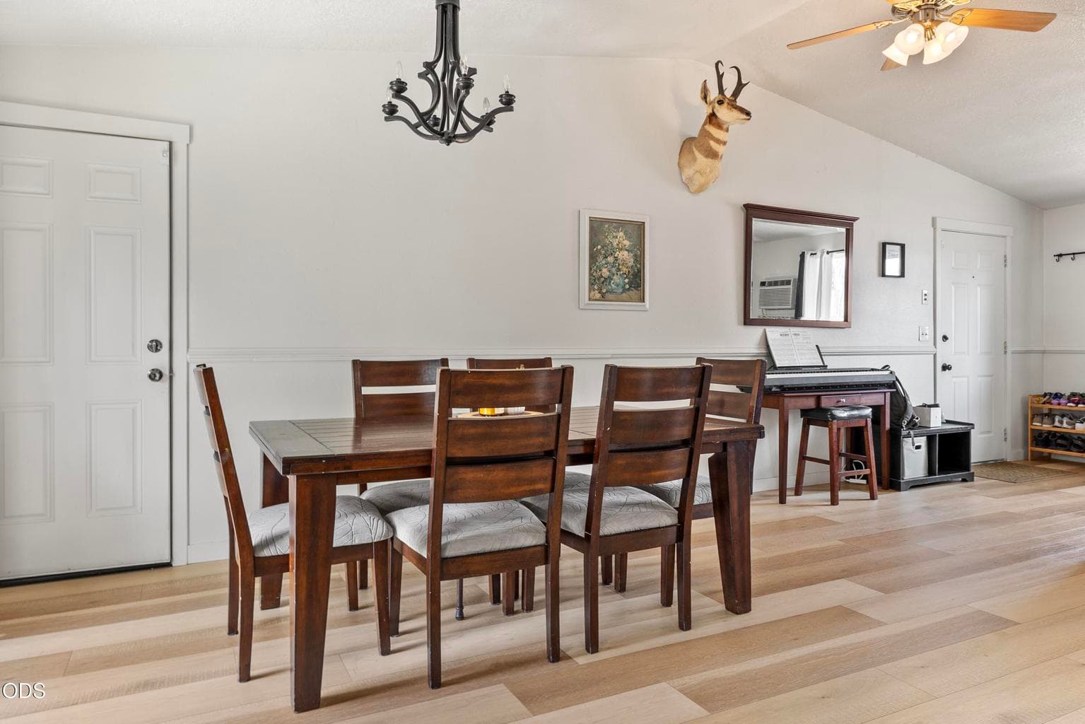 Photo of 1831 SW 31st Street 9 of 21