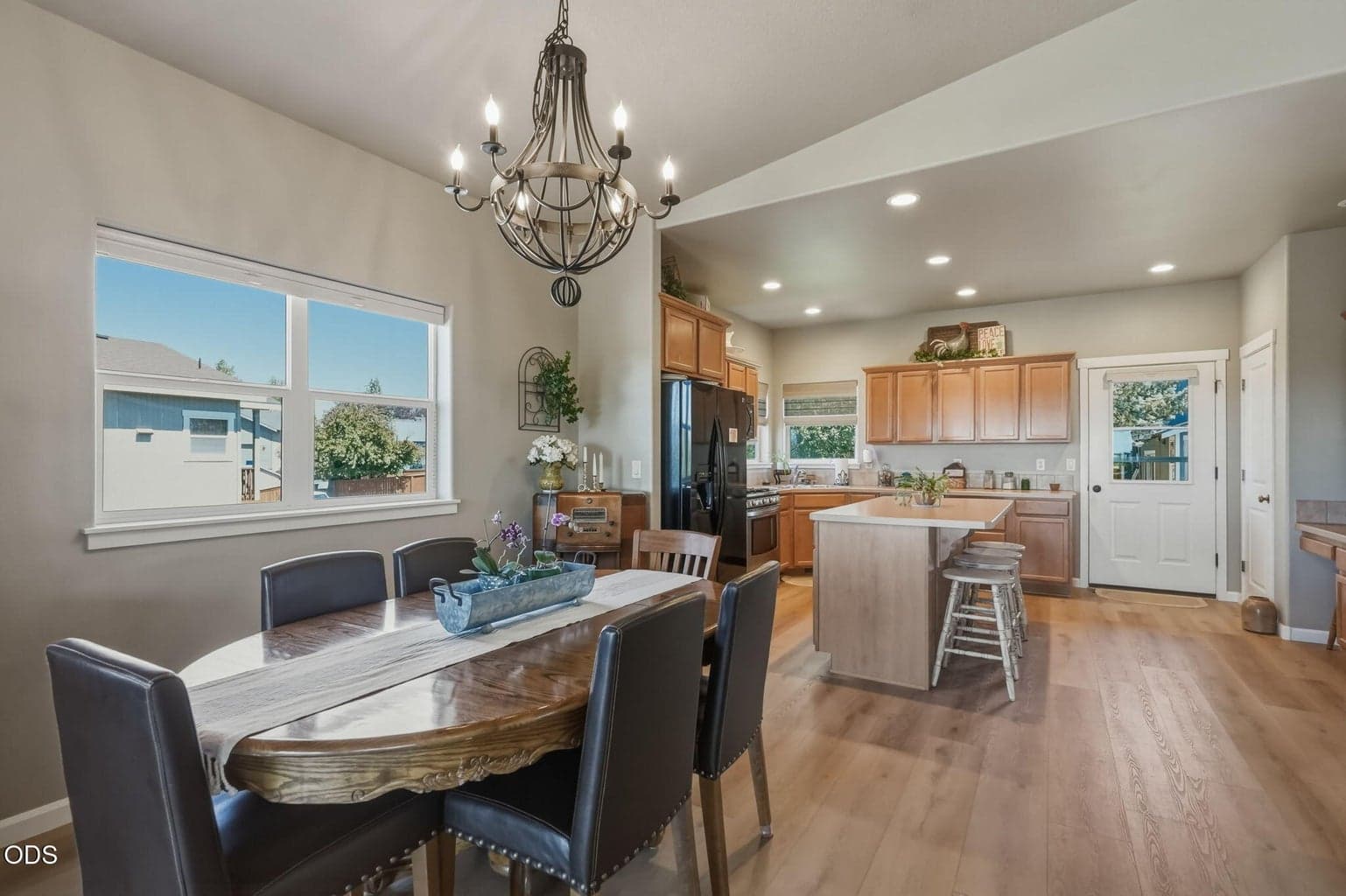 Photo of 63776 Hunters Circle 11 of 53