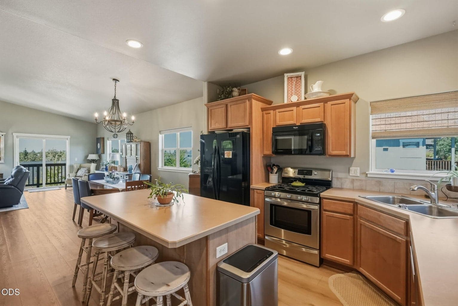 Photo of 63776 Hunters Circle 8 of 53