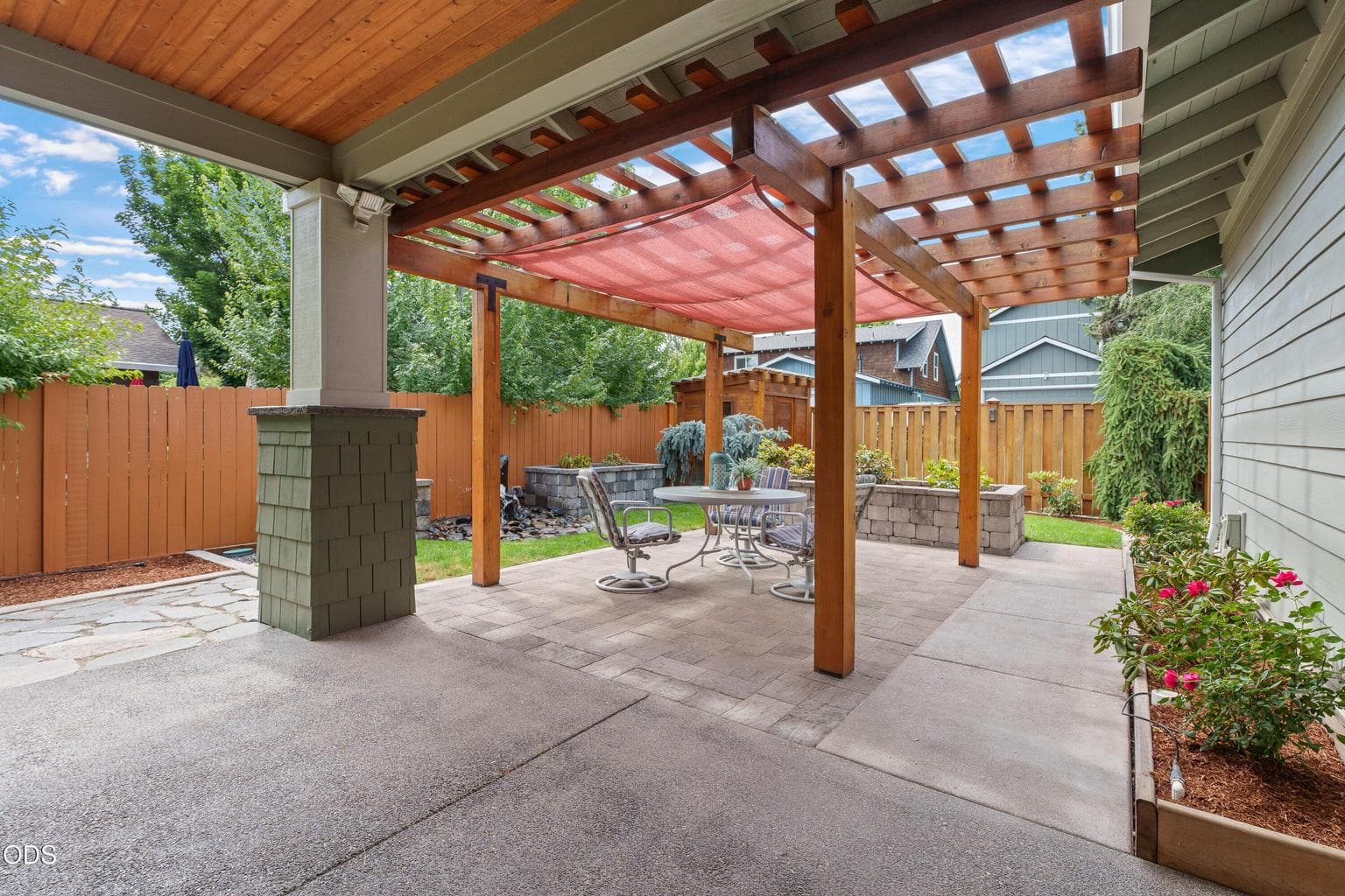 Photo of 20385 Penhollow Lane 30 of 37