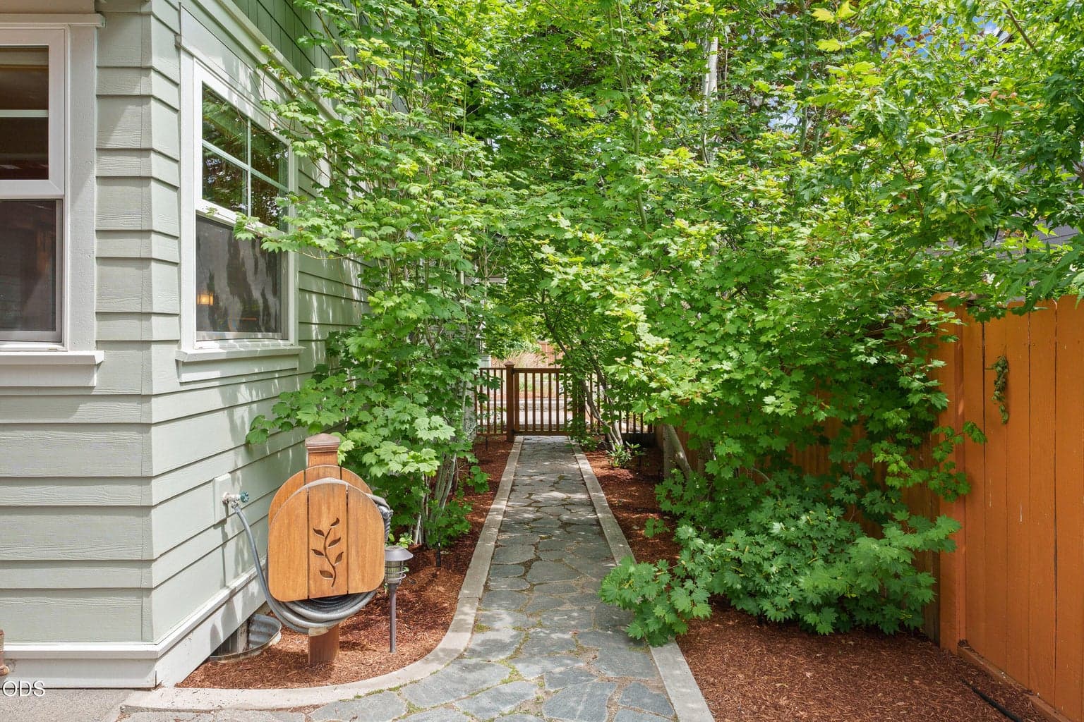Photo of 20385 Penhollow Lane 34 of 37