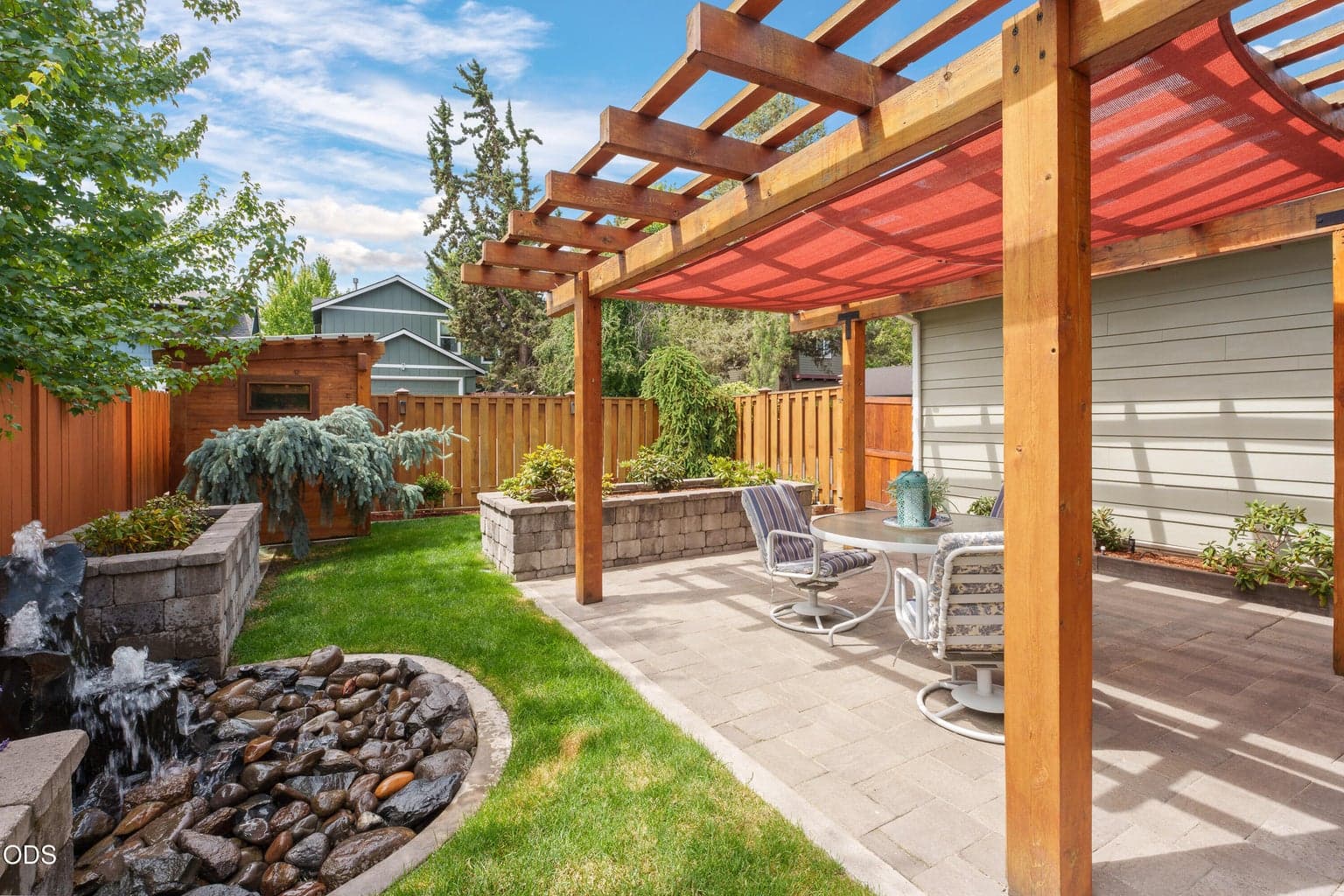 Photo of 20385 Penhollow Lane 32 of 37