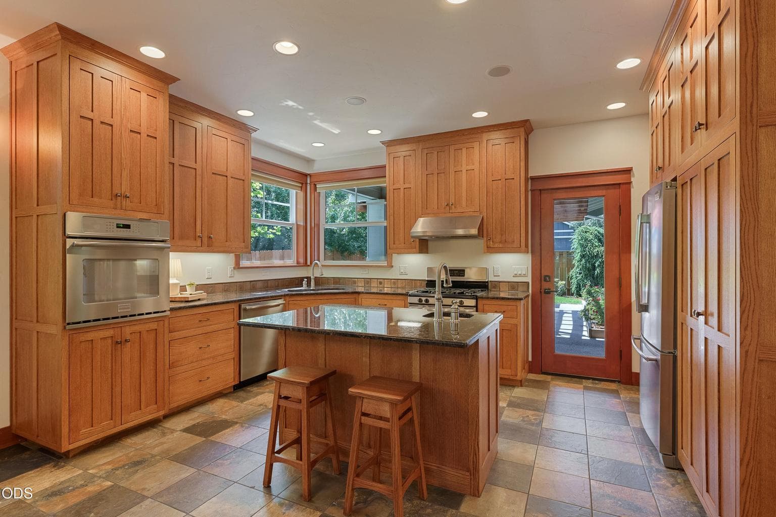 Photo of 20385 Penhollow Lane 13 of 37