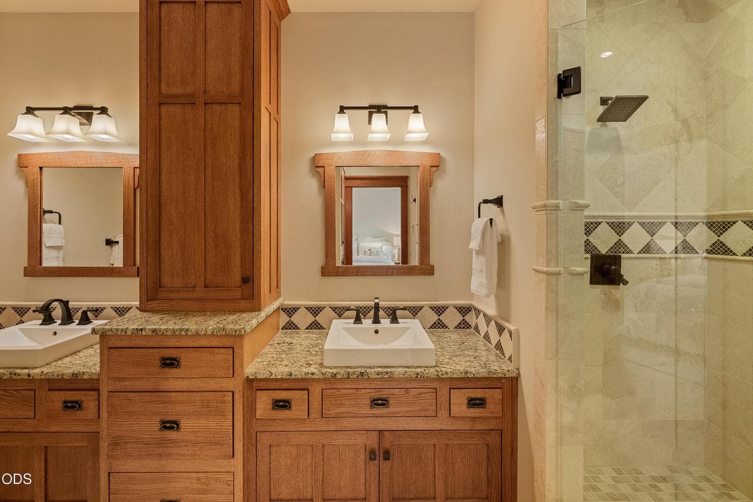 Photo of 20385 Penhollow Lane 20 of 37