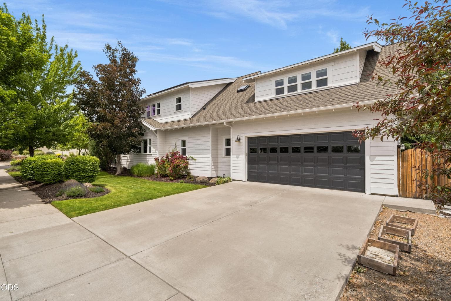 Photo of 63150 Peale Street 37 of 47