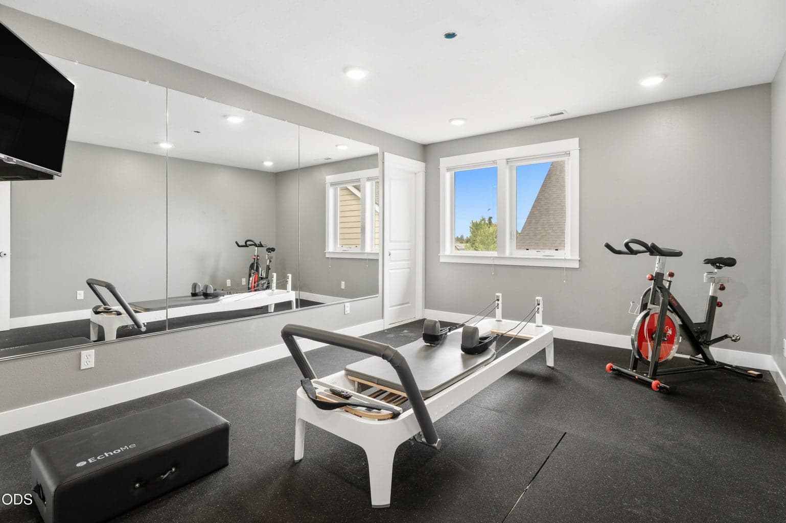Photo of 63150 Peale Street 32 of 47