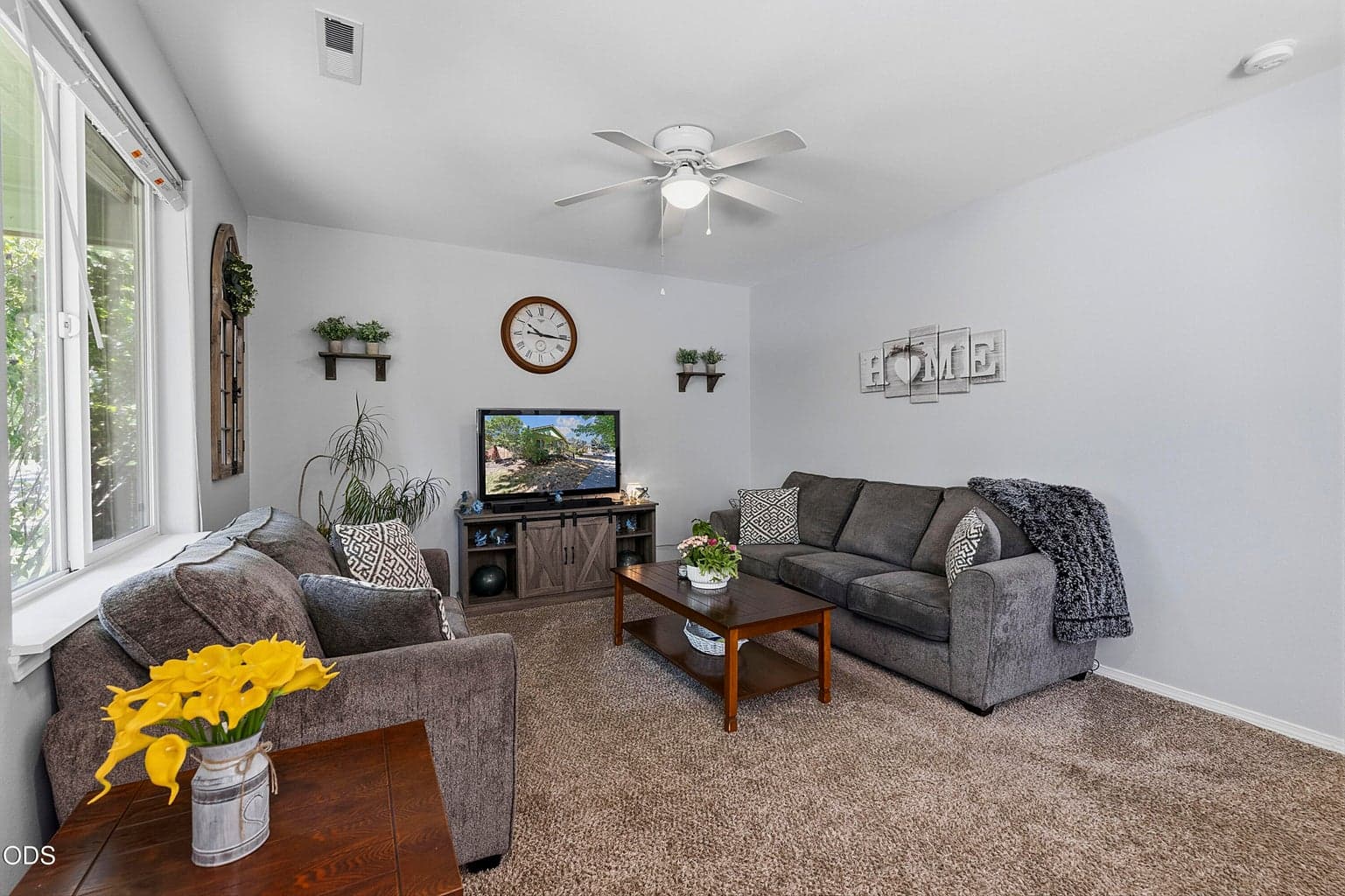 Photo of 1345 3rd 3 of 27
