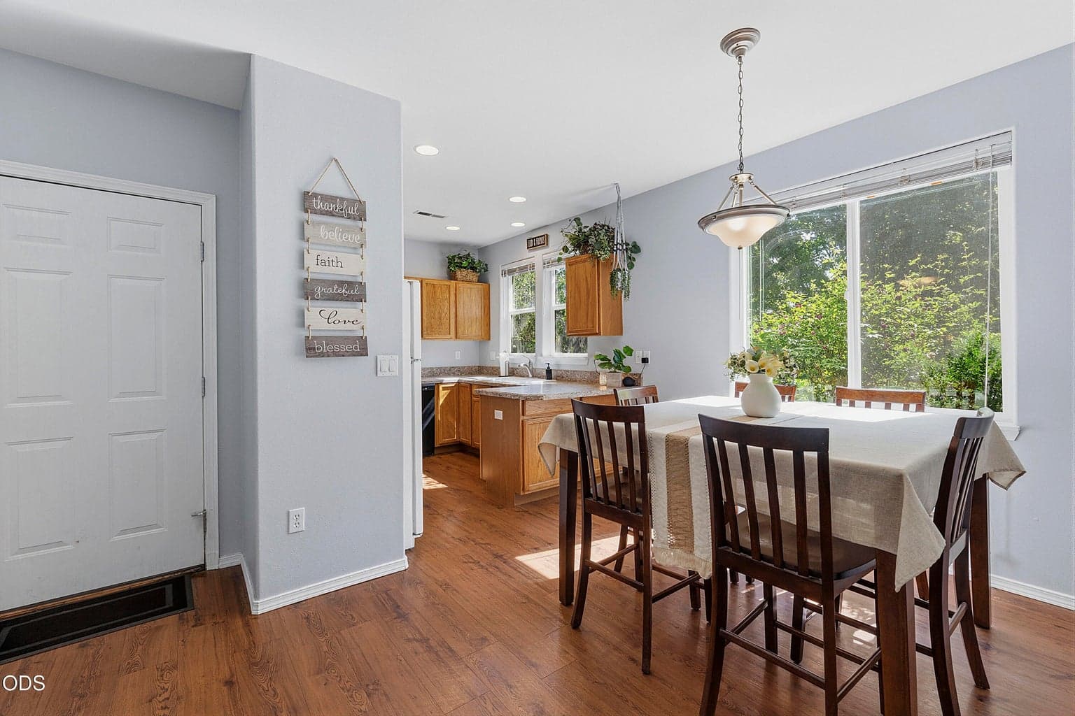 Photo of 1345 NE 3rd Street 7 of 27