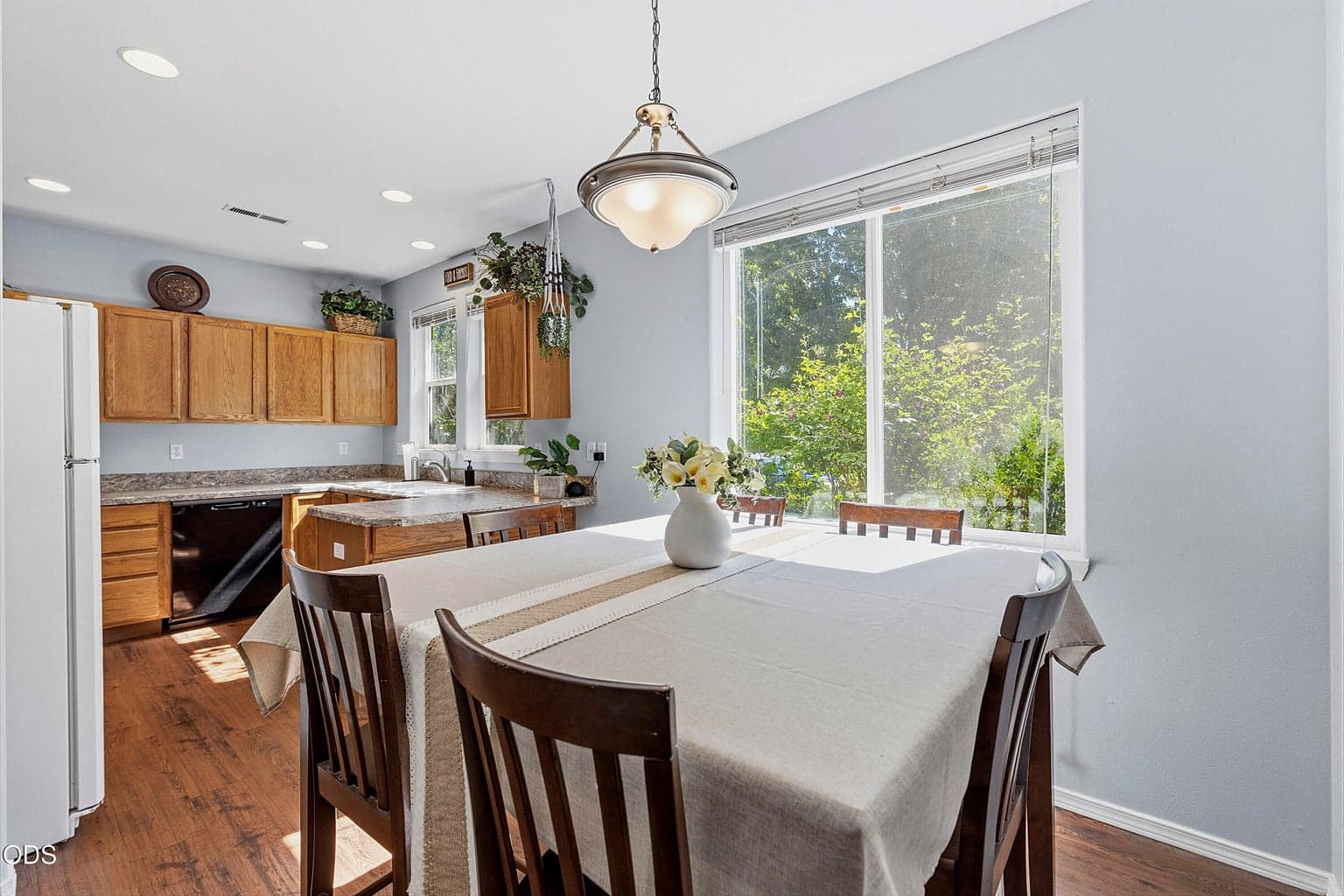 Photo of 1345 NE 3rd Street 8 of 27