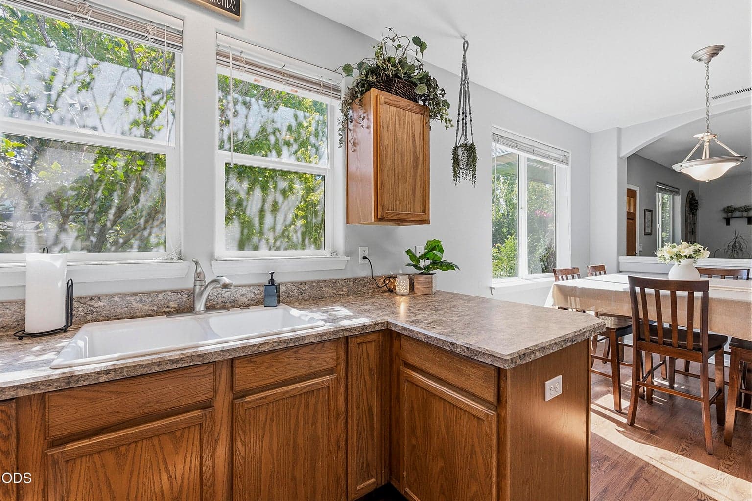 Photo of 1345 NE 3rd Street 11 of 27