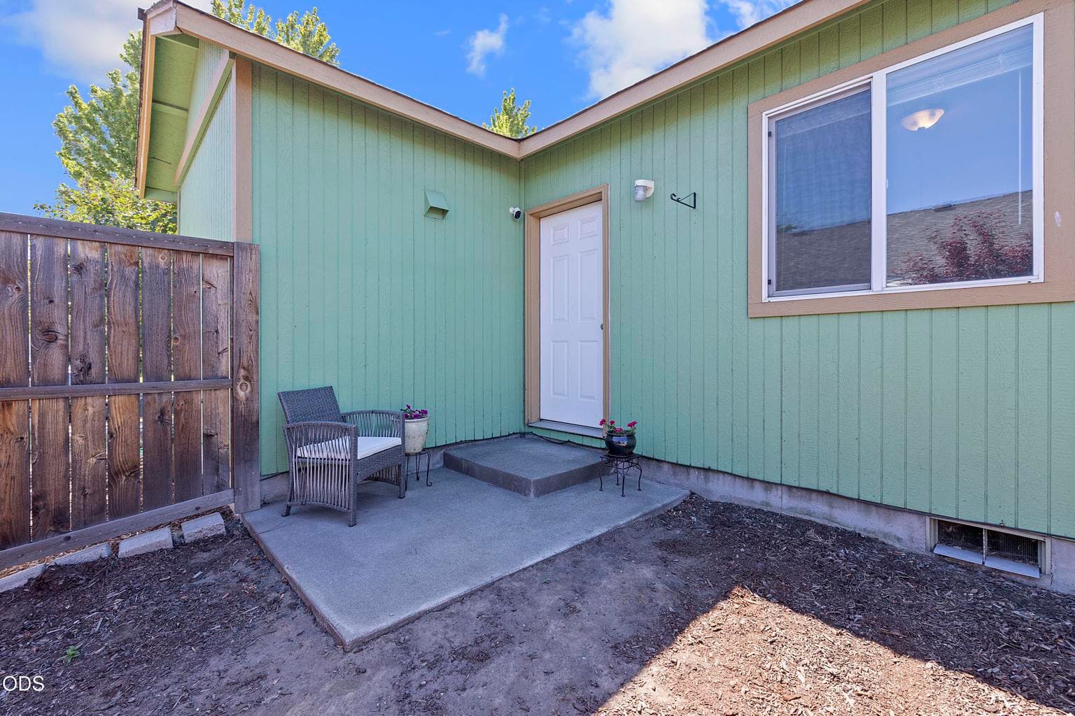 Photo of 1345 NE 3rd Street 22 of 27