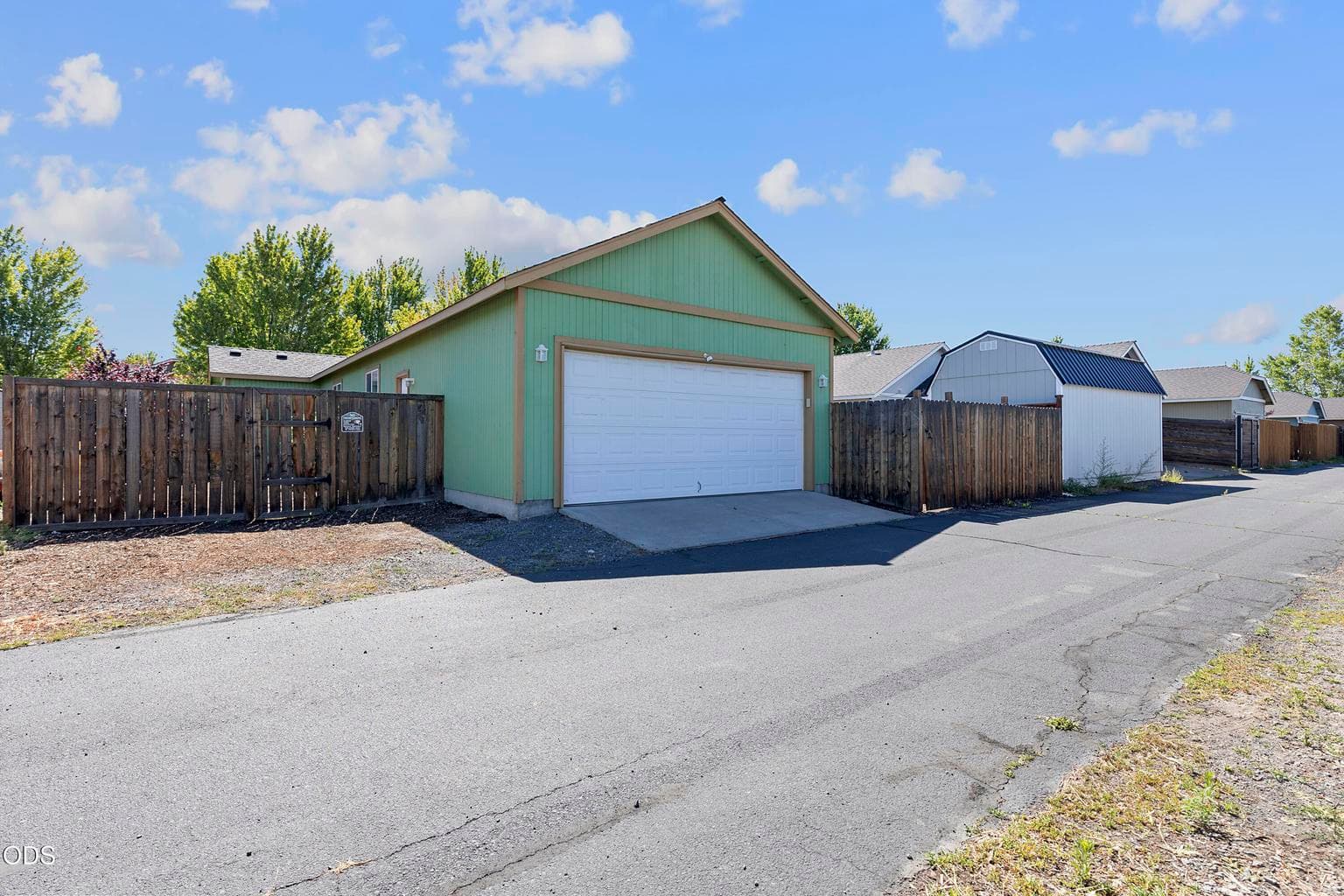 Photo of 1345 NE 3rd Street 24 of 27