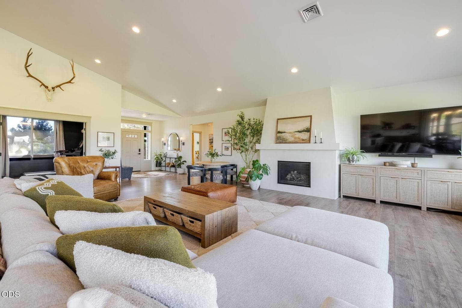Photo of 64794 Hunnell Road 5 of 60