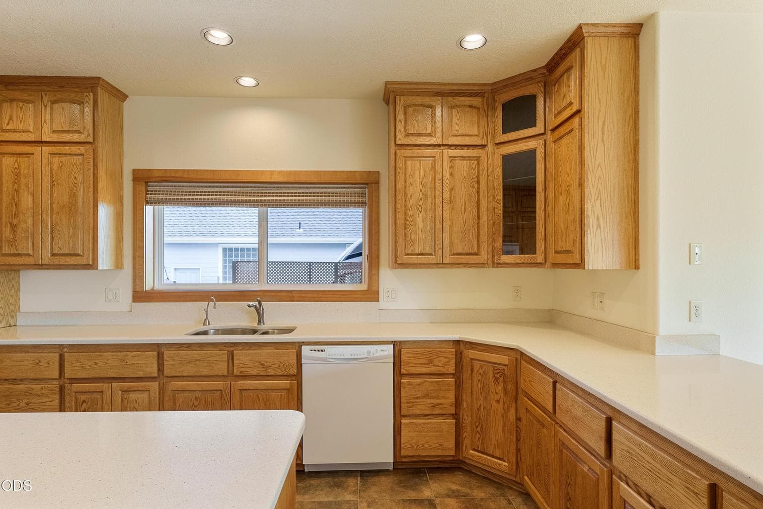 Photo of 3099 SW Cascade Vista Drive 14 of 46