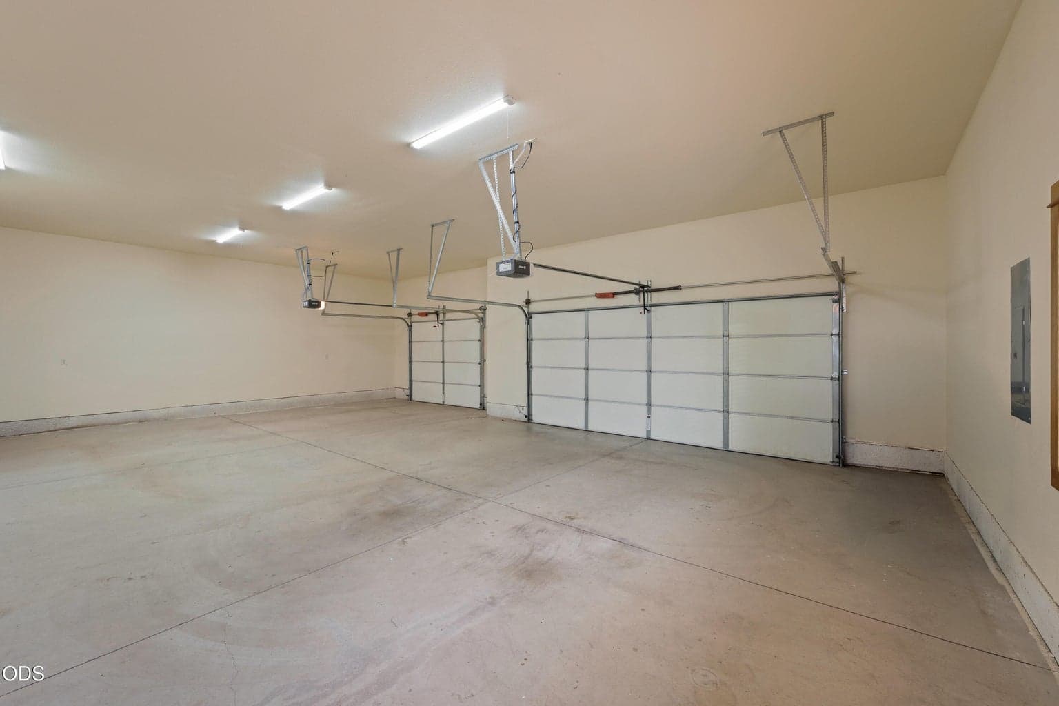 Photo of 3099 SW Cascade Vista Drive 37 of 46