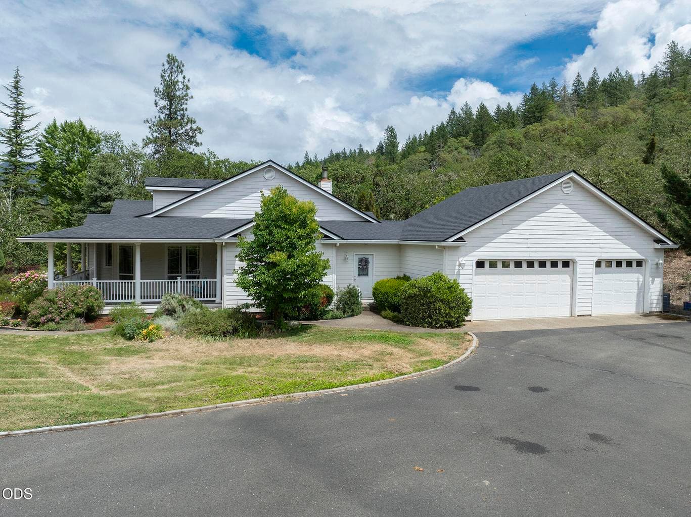 Photo of 279 Ridgefield 1 of 62