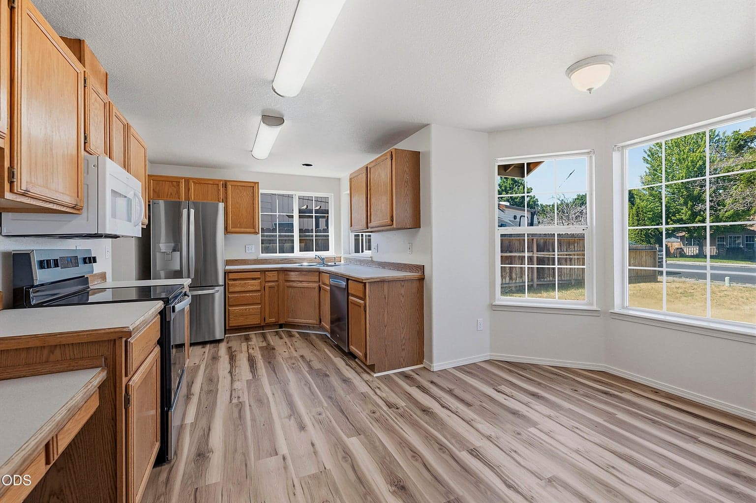 Photo of 2150 29th 4 of 26