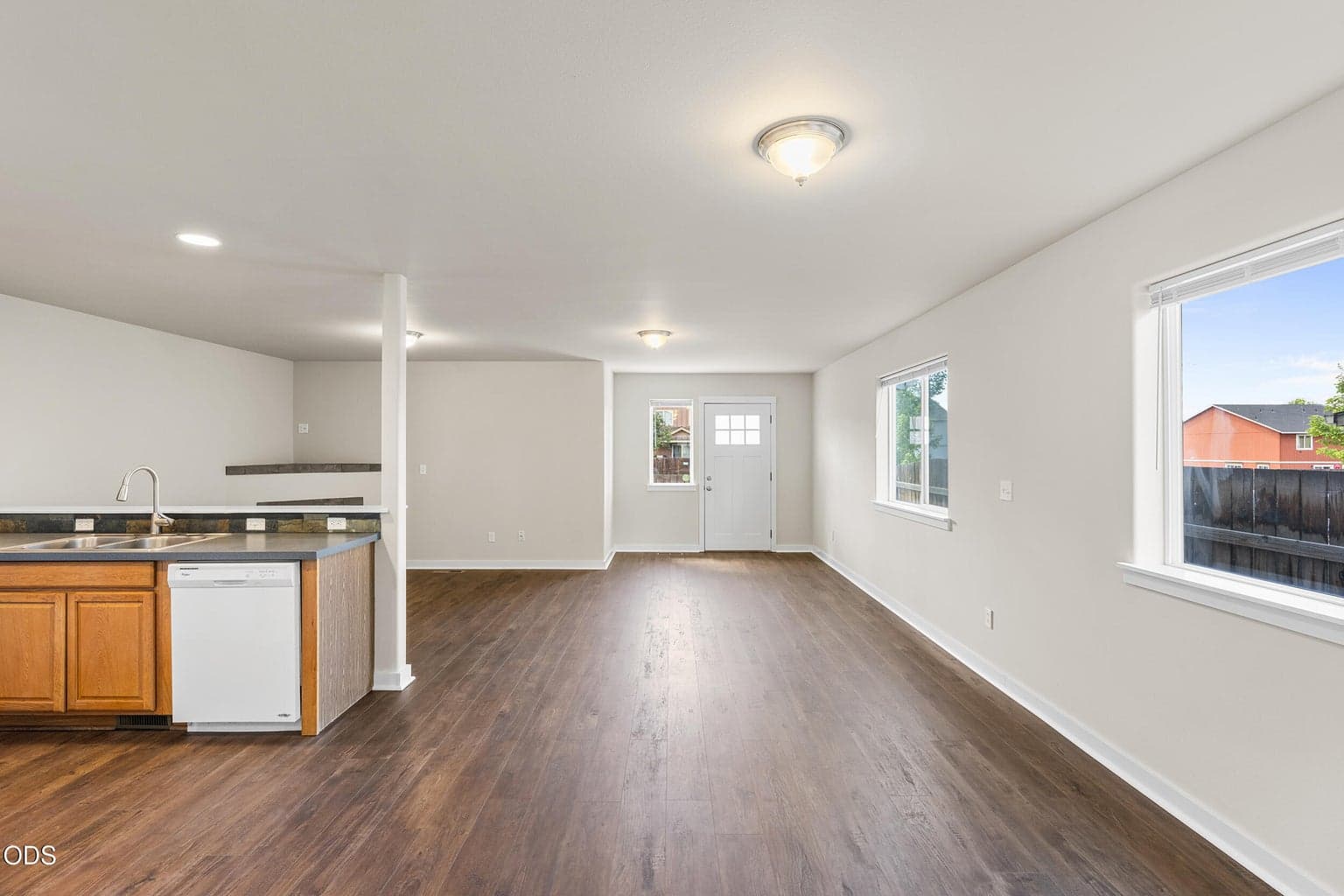 Photo of 1214 27th 5 of 34