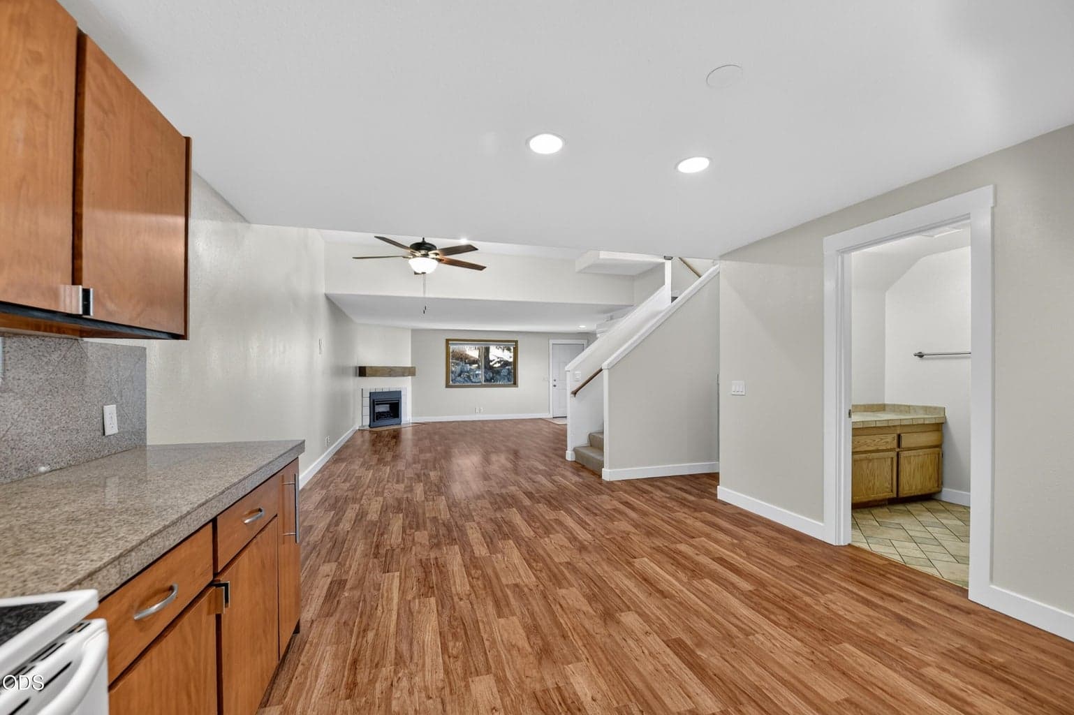 Photo of 1050 Butler Market 5 of 35