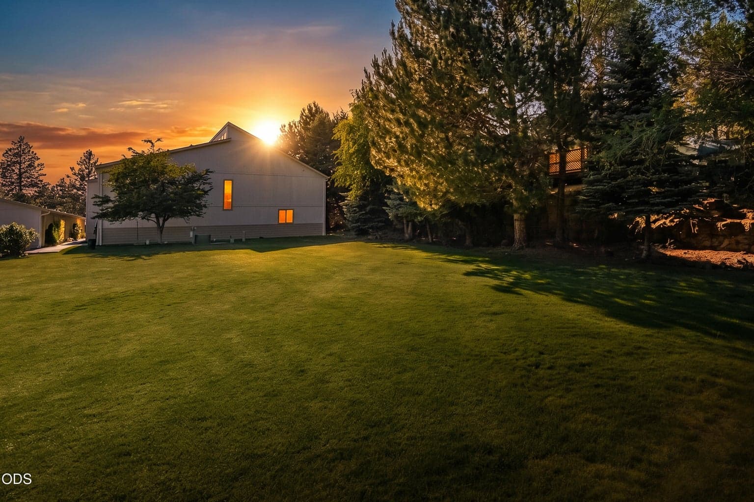 Photo of 1050 Butler Market 2 of 35