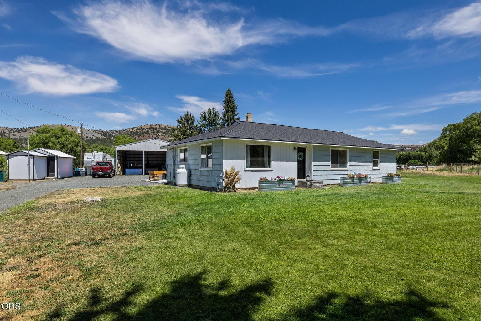 Photo of 60325 Hwy 26 2 of 53