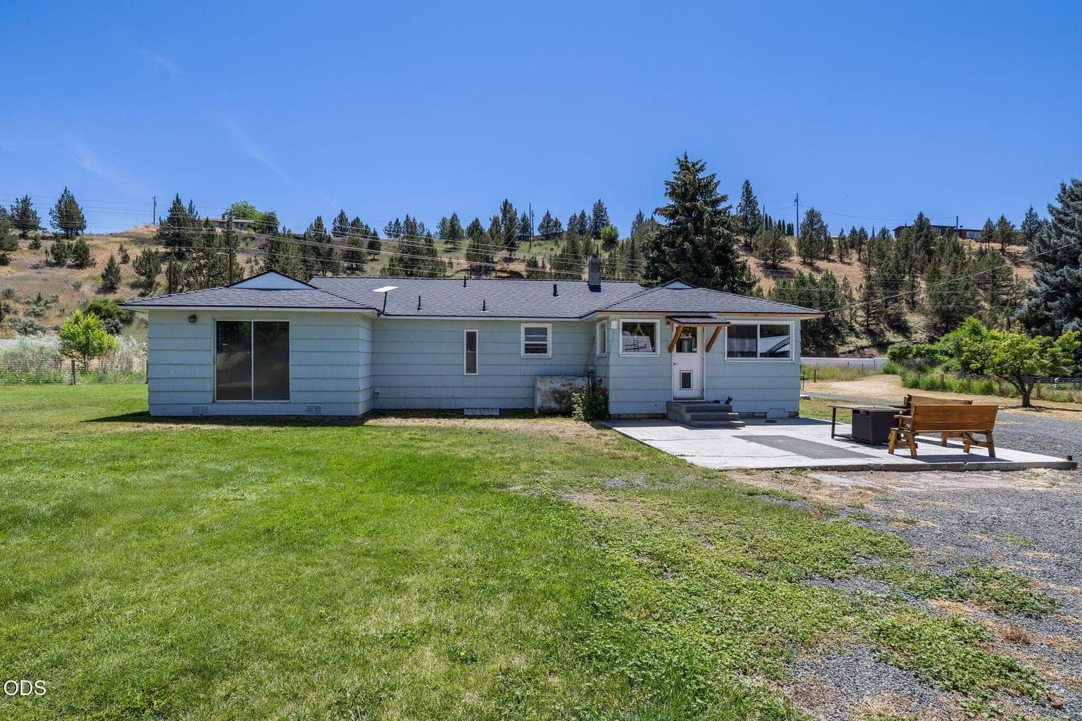 Photo of 60325 Hwy 26 6 of 53