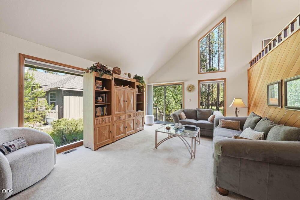 Photo of 57715 Poplar 4 of 52