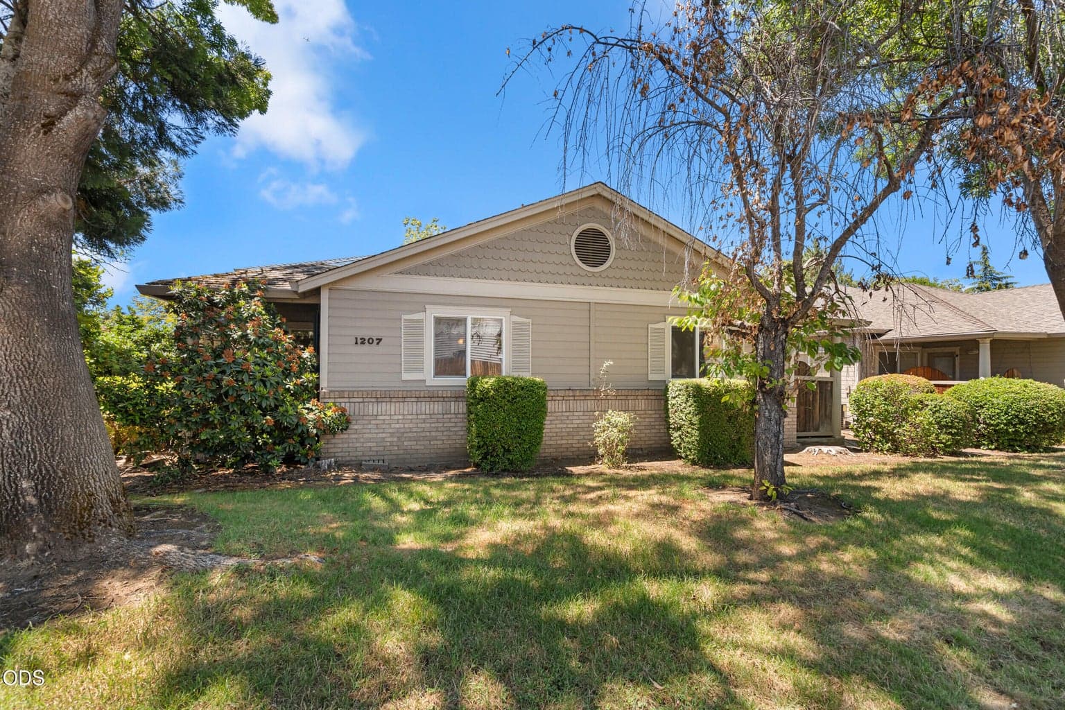 Photo of 1207 Springbrook 2 of 25