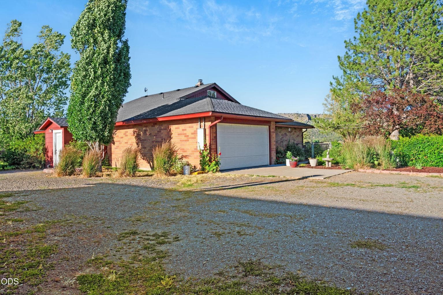 Photo of 8230 Hill 2 of 34