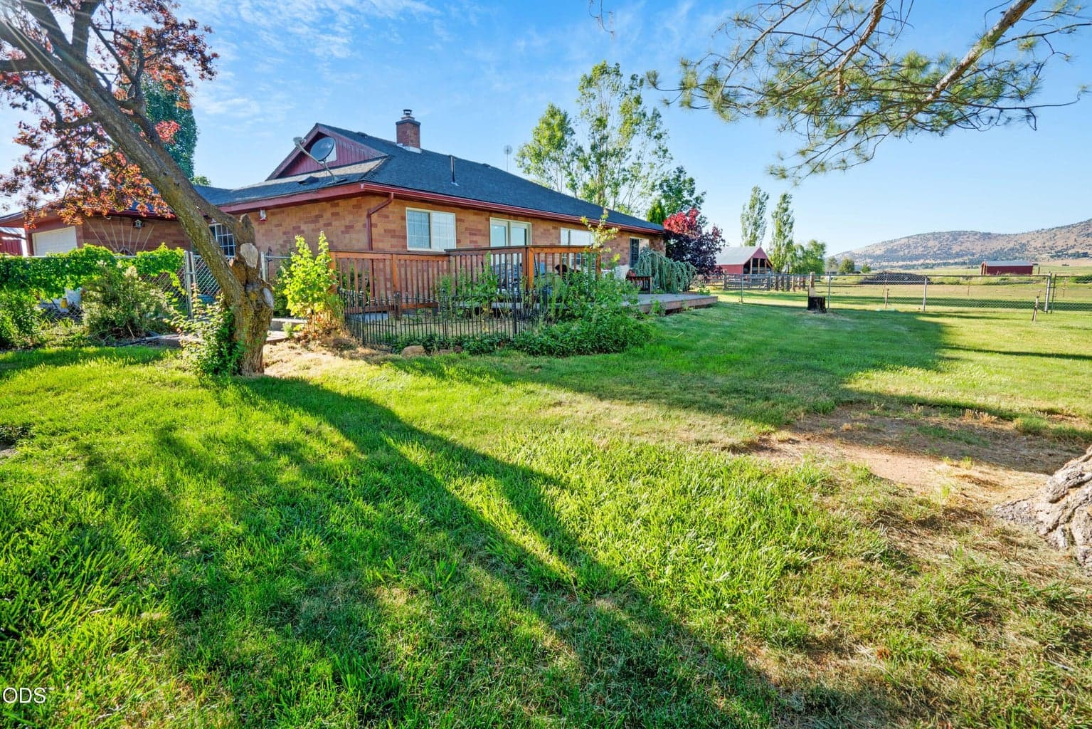 Photo of 8230 Hill 4 of 34