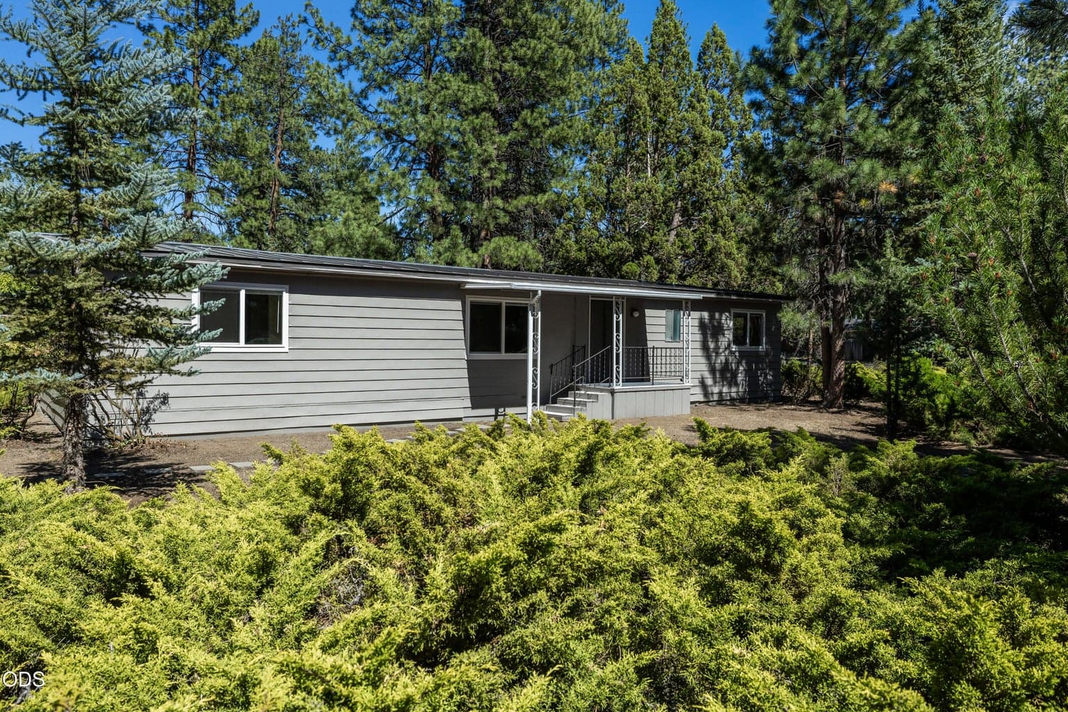 Photo of 60992 Springcrest 5 of 85