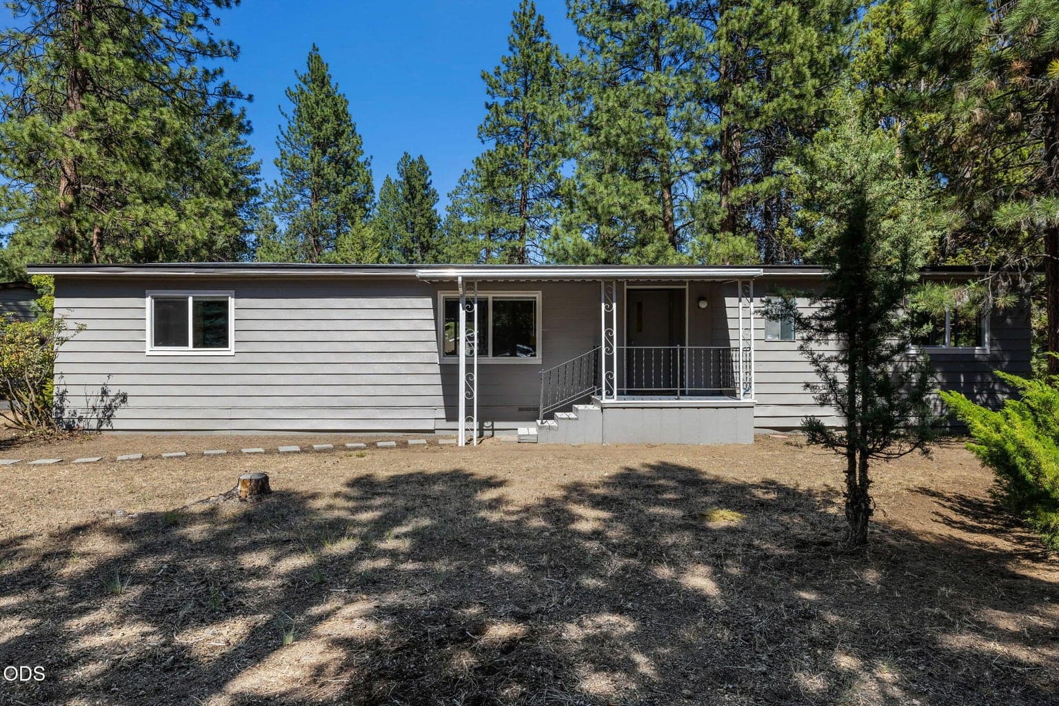 Photo of 60992 Springcrest 3 of 85