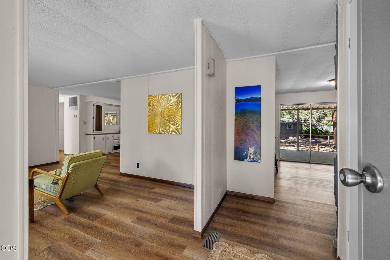 Photo of 60992 Springcrest Drive 4 of 39