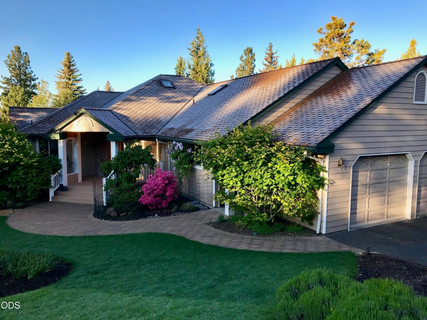 Photo of 1182 Hillside Park 1 of 1
