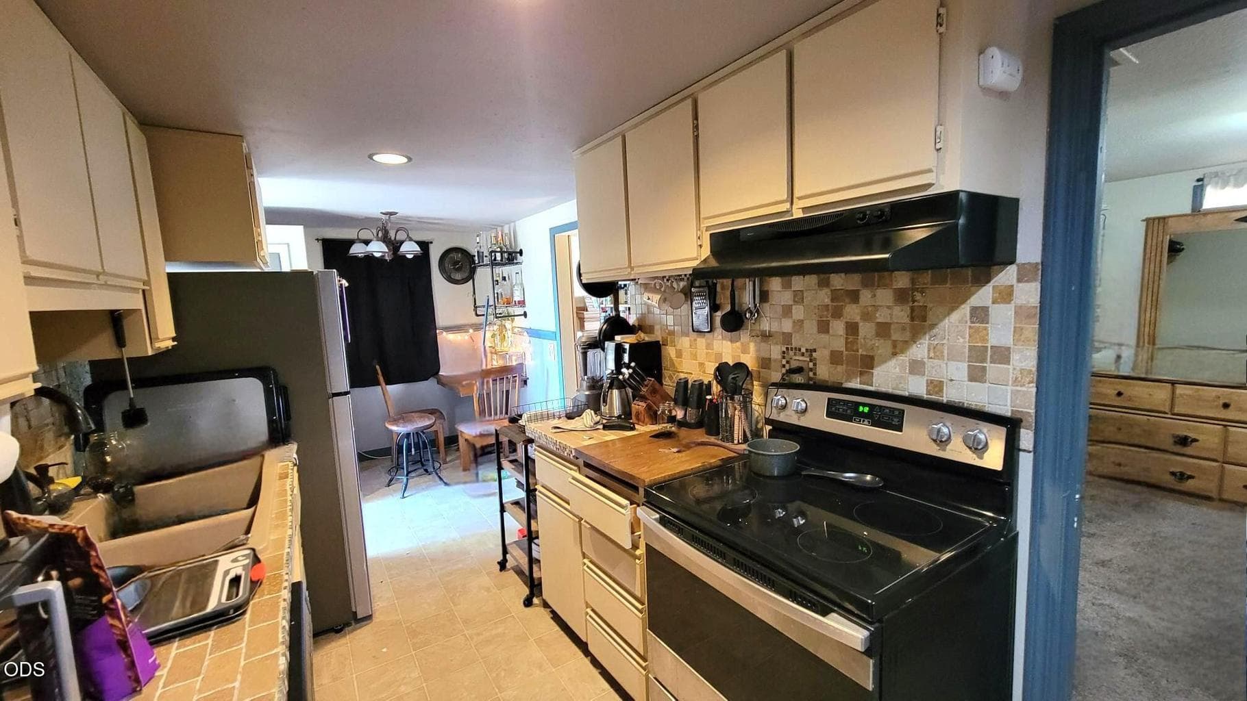 Photo of 584 SE 4th Street 5 of 7