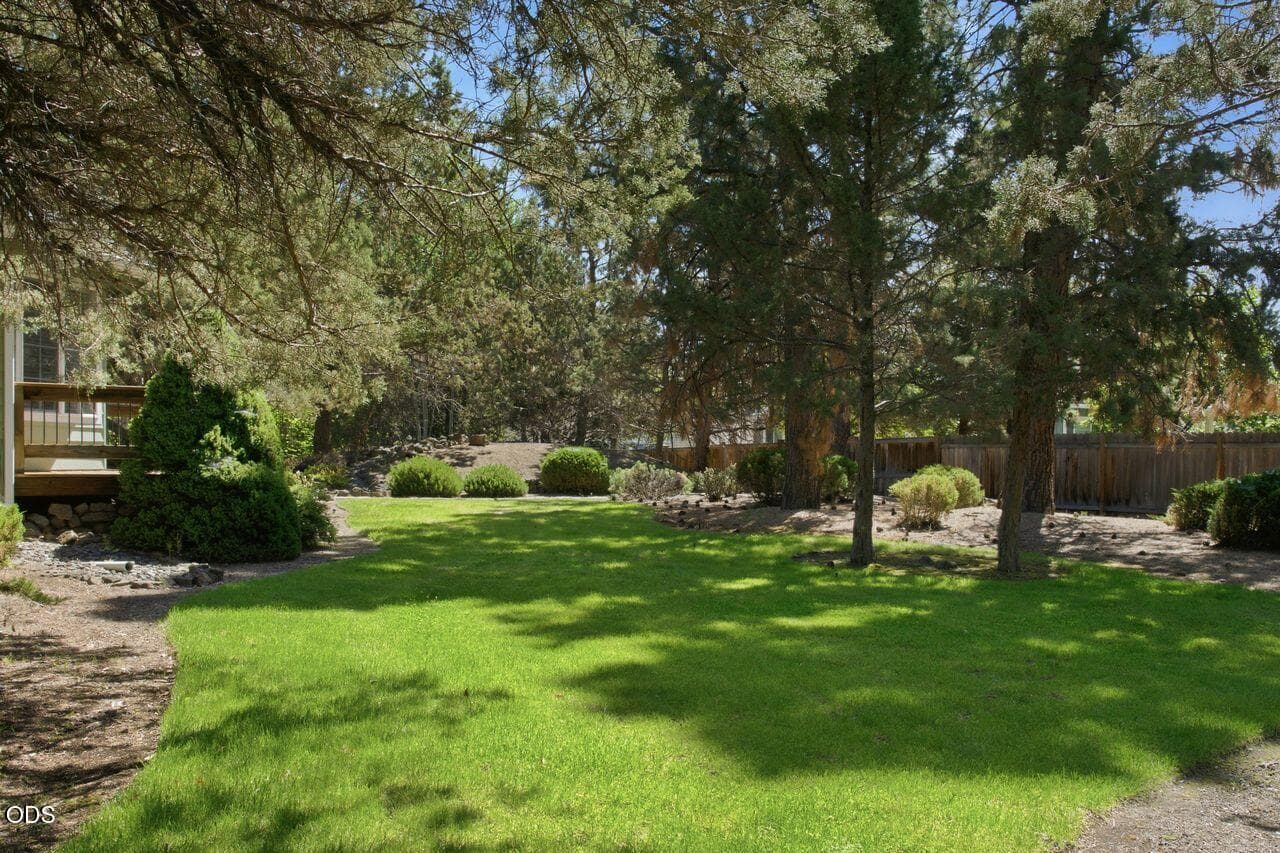 Photo of 20825 Chloe Lane 9 of 31