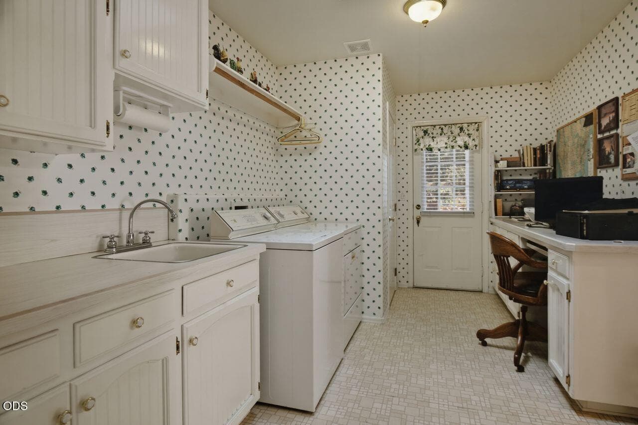 Photo of 20825 Chloe Lane 15 of 31