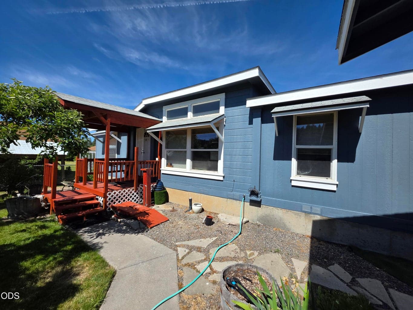 Photo of 330 Baker Avenue 3 of 35