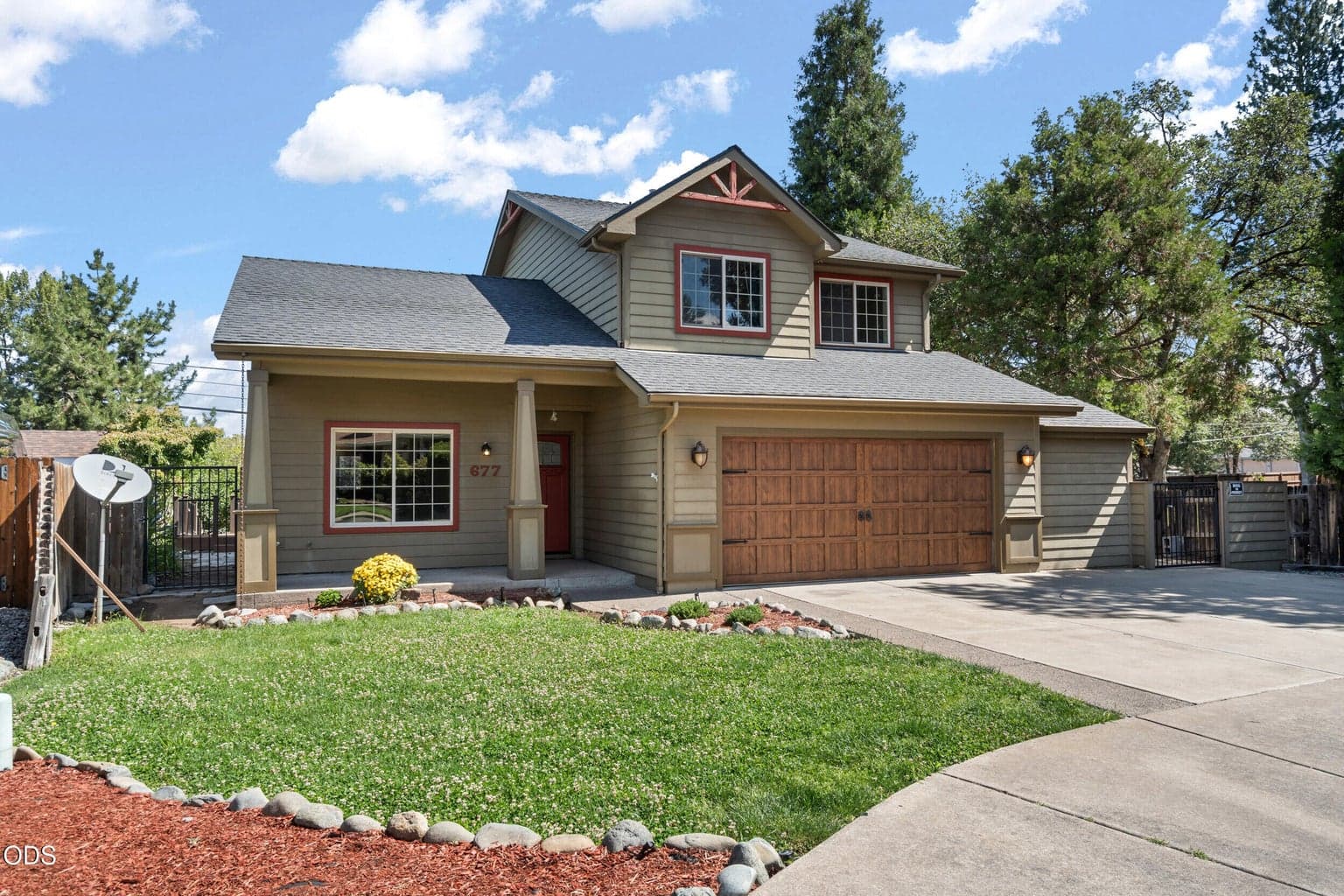 Photo of 677 Cedar Wood 3 of 32