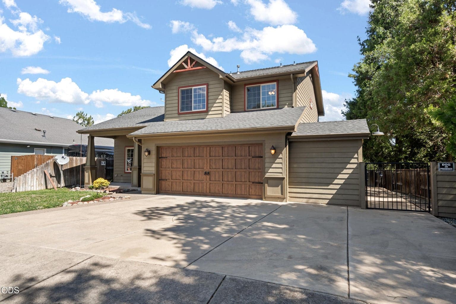 Photo of 677 Cedar Wood 4 of 32