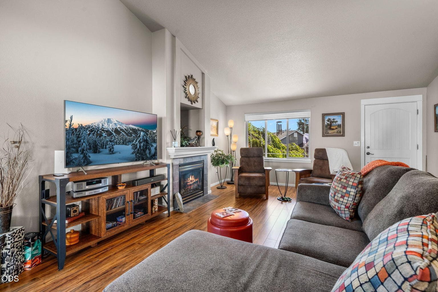 Photo of 3633 SW 29th Street 16 of 36