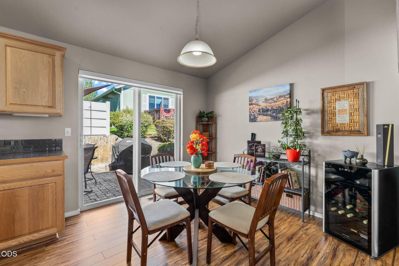 Photo of 3633 SW 29th Street 18 of 36