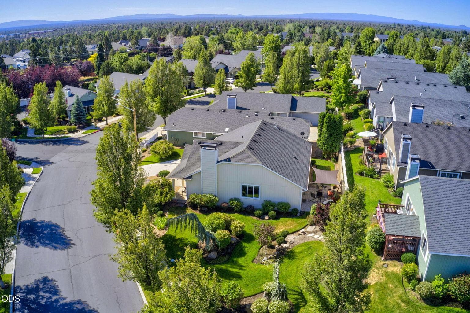 Photo of 3633 SW 29th Street 34 of 36