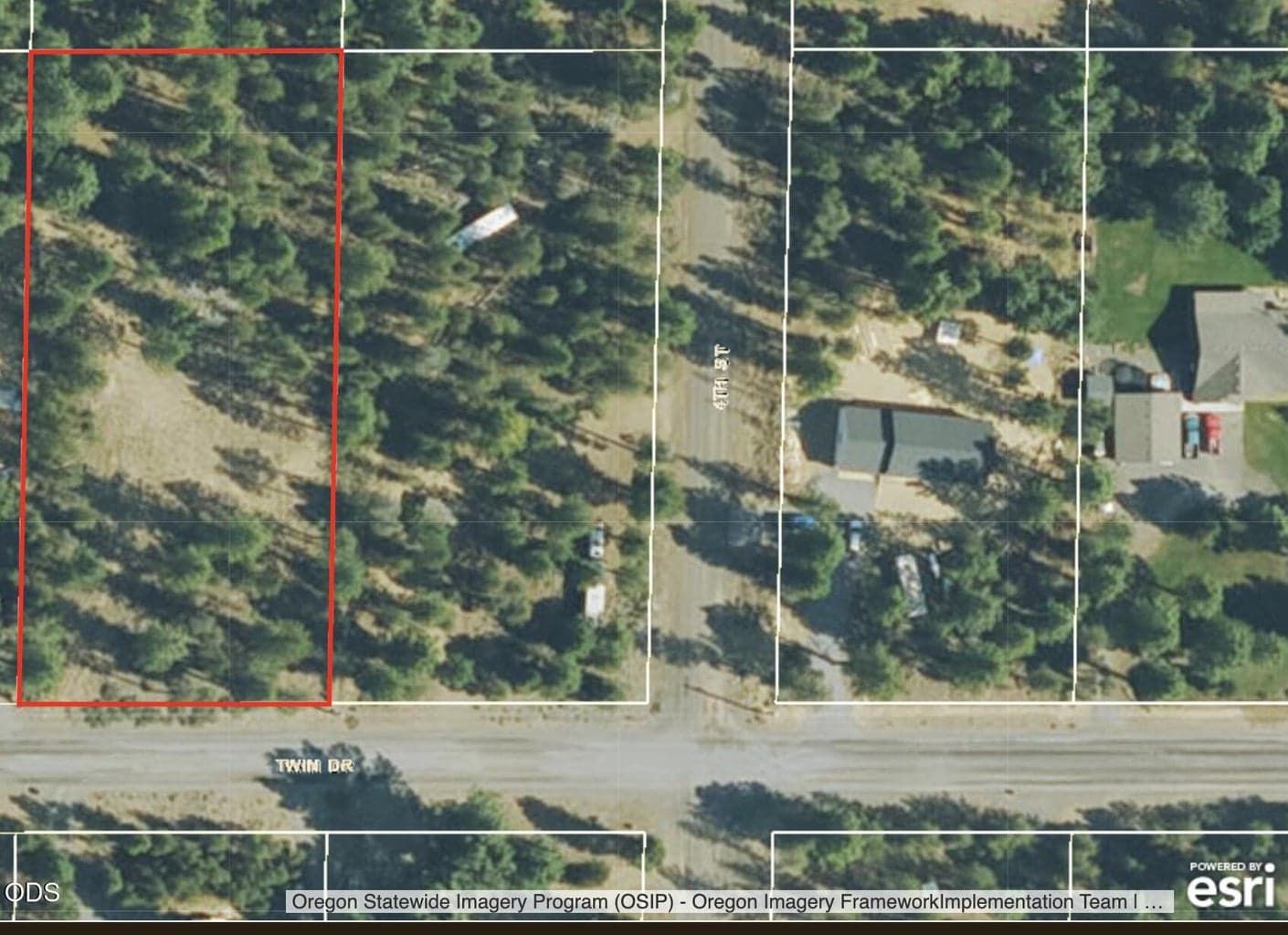 Photo of 15922 Twin Drive 8 of 9