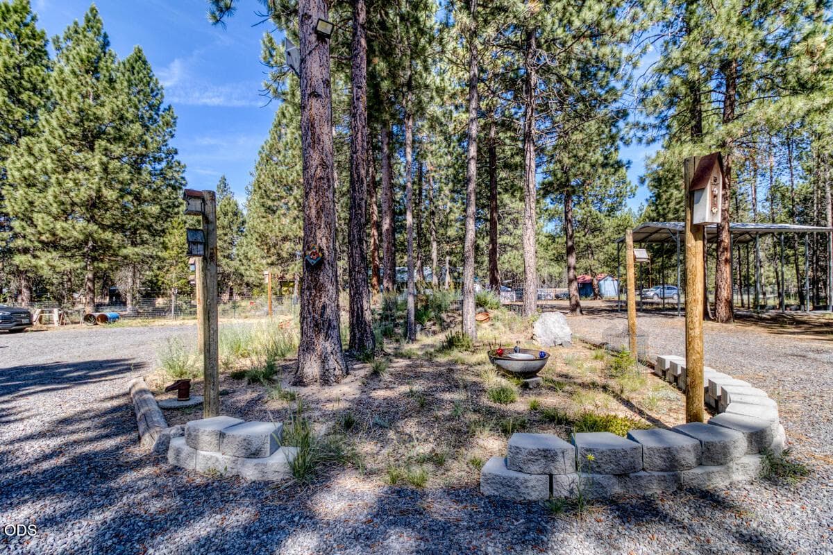 Photo of 15869 Burlwood Lane 29 of 35
