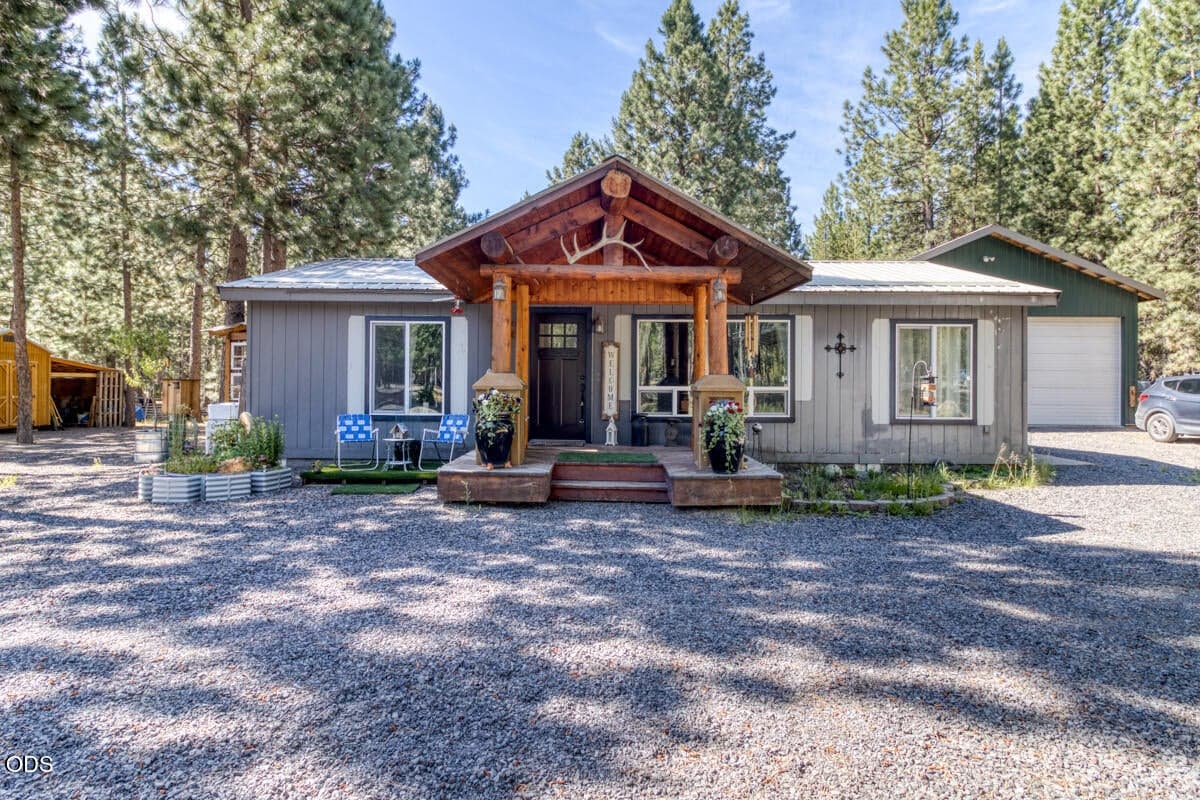 Beautiful covered porch