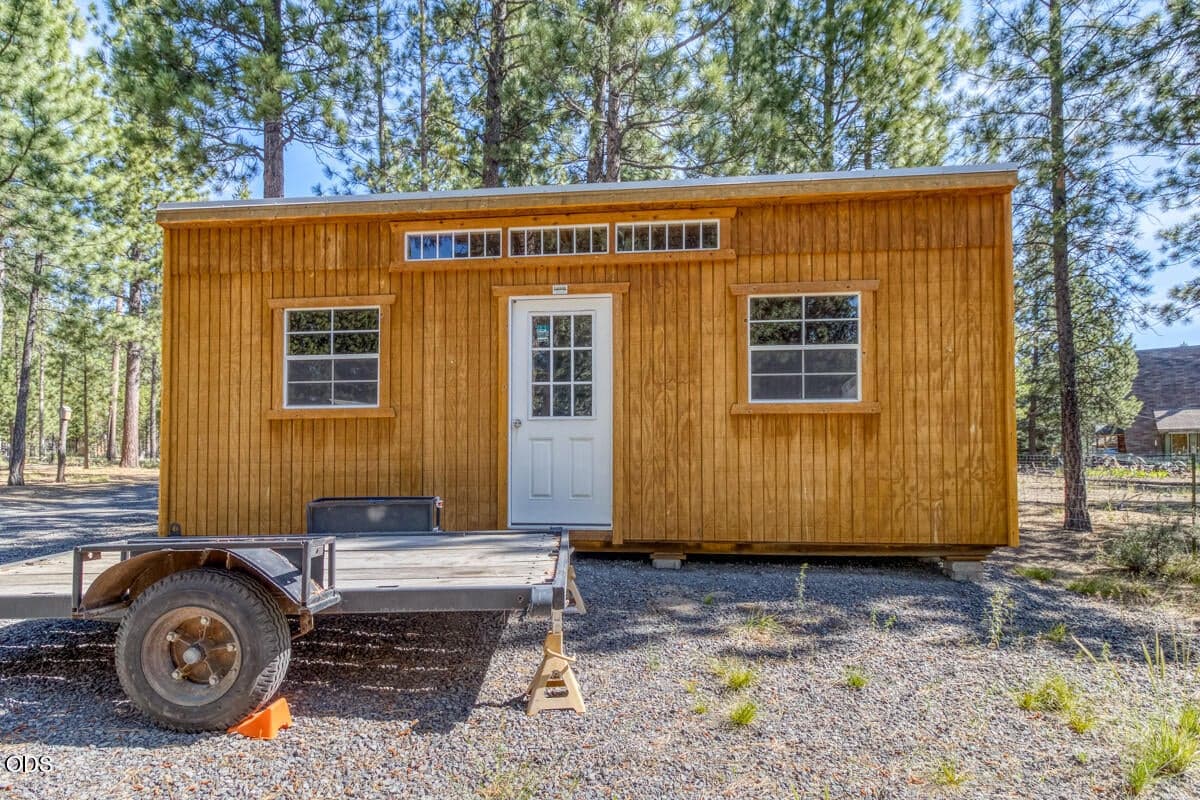10 x 16 Old Hickory shed